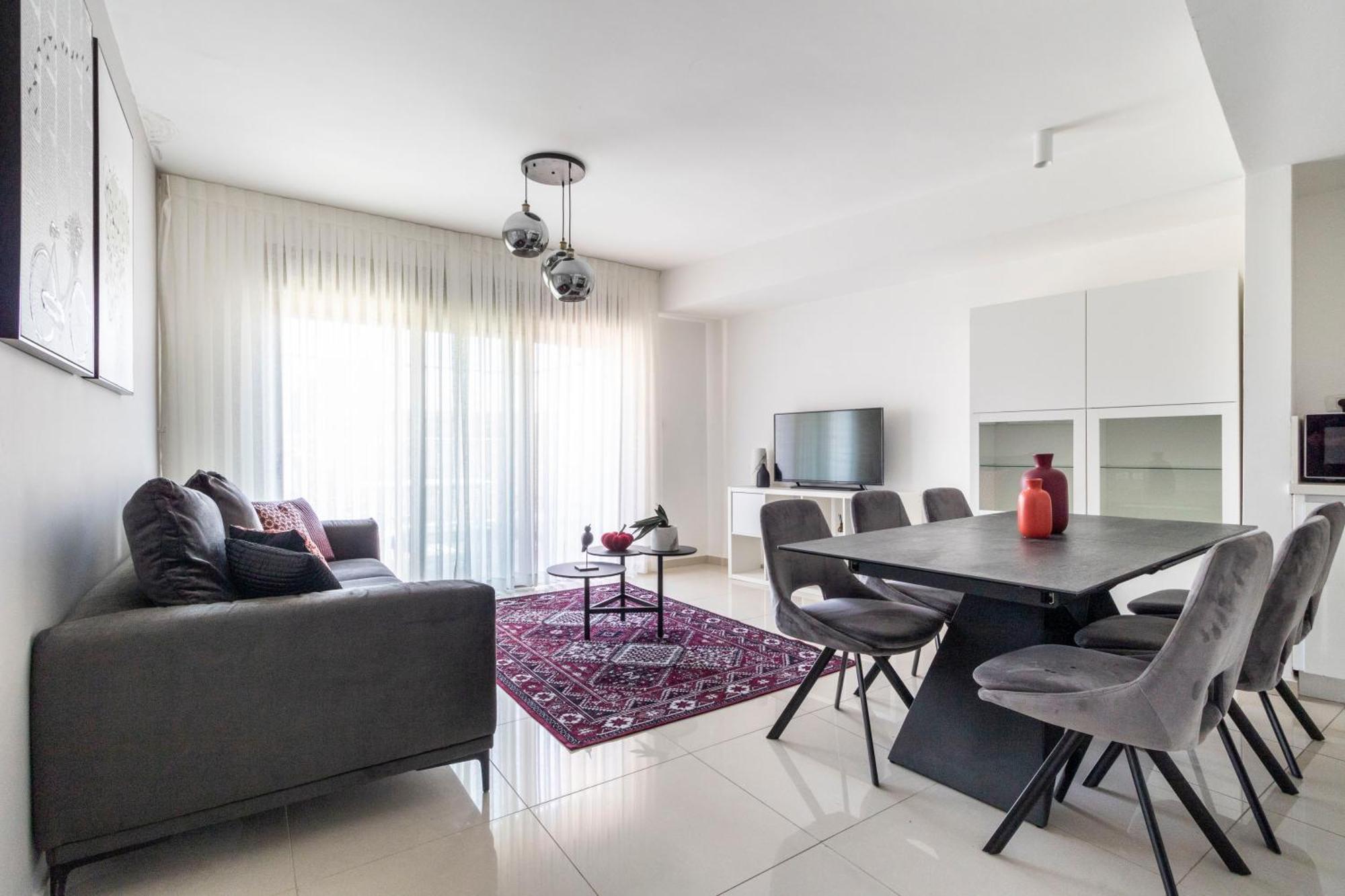 Stylish 1 Bedrooms Parking At City Gate エルサレム エクステリア 写真