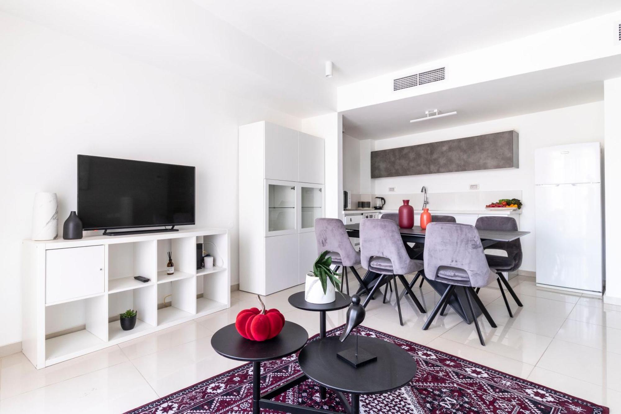 Stylish 1 Bedrooms Parking At City Gate エルサレム エクステリア 写真